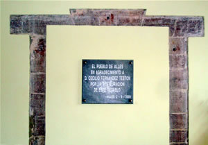 Placa de Agradecimiento del pueblo a Cecilio F. Testón.