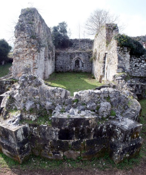 Interior de las ruinas